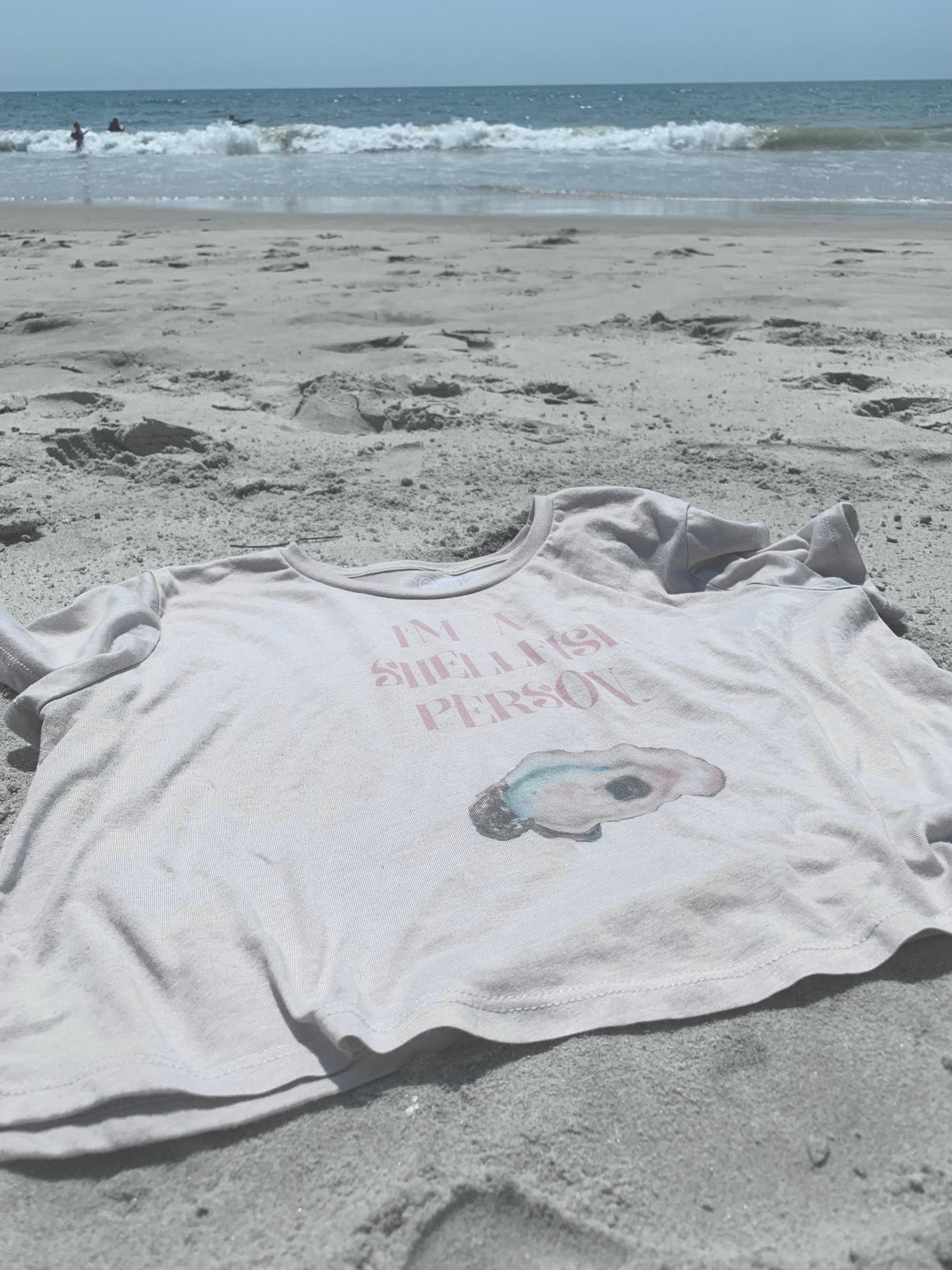 i'm a shellfish person oyster cropped tee on beach seek outdoors